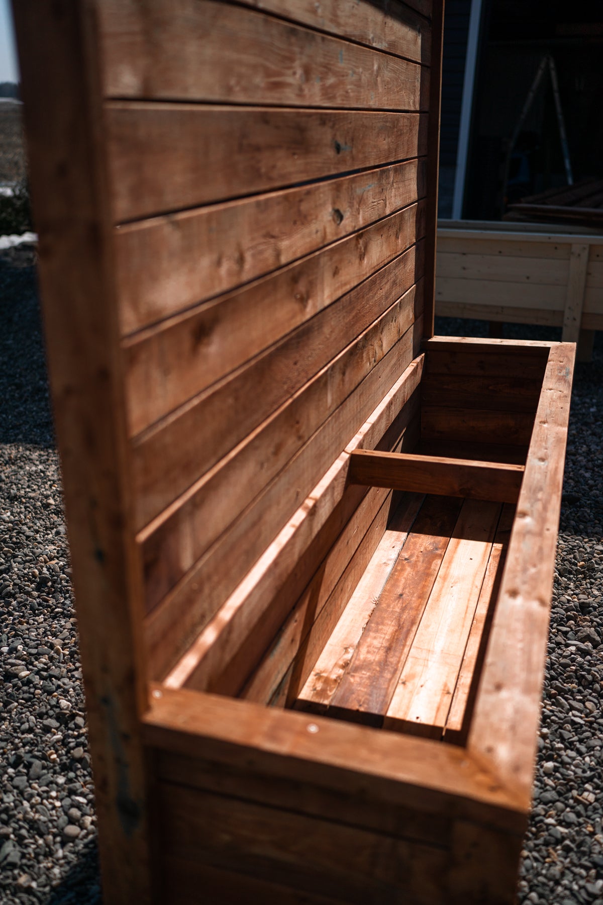 Bac de jardin avec mur d'intimité (8 pieds)