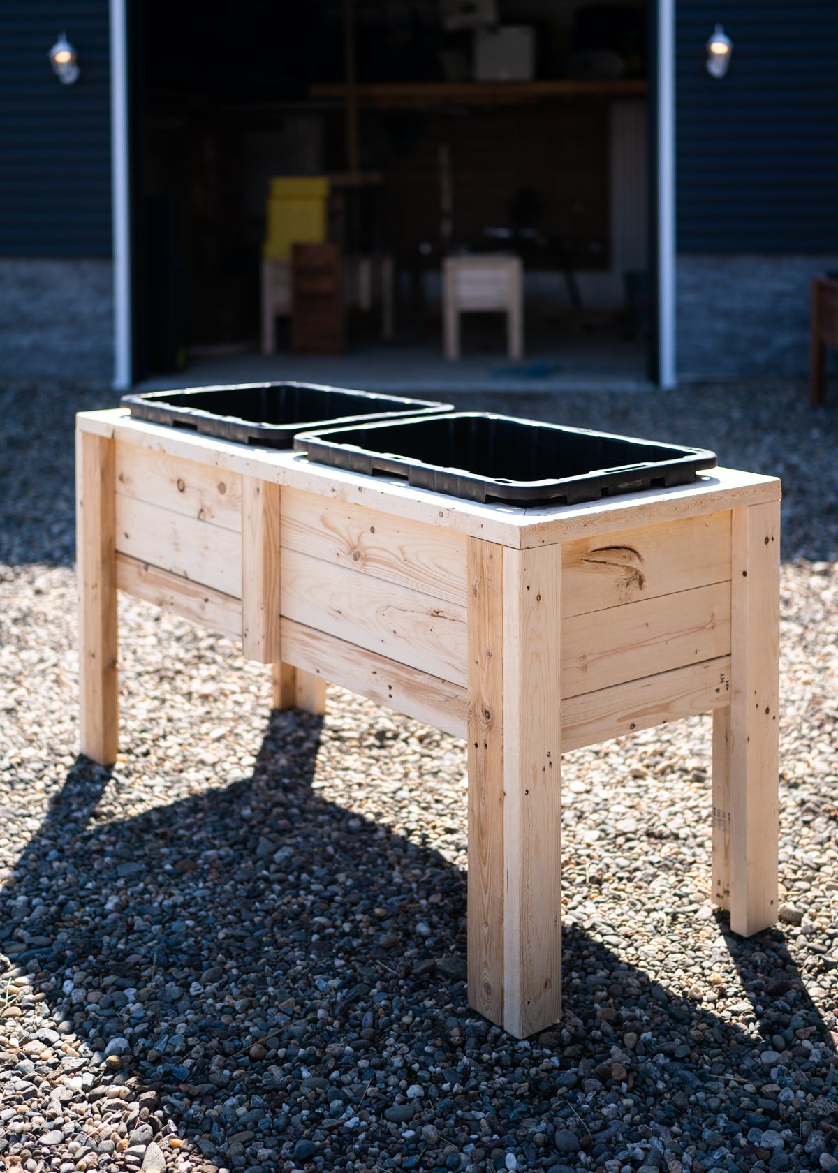 Jardinière en bois (2 réservoirs)