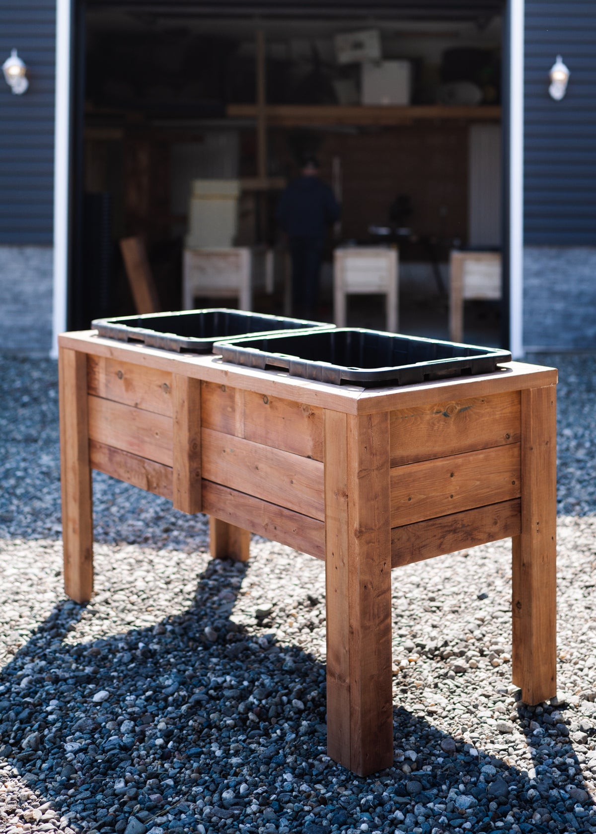 Jardinière en bois (2 réservoirs)